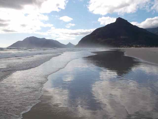 The Cape is surrounded by oceans, mild, variable, but has very dry hot summers