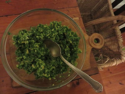 a wildly nutritious and delicious green sambal, 10 minutes max in the making